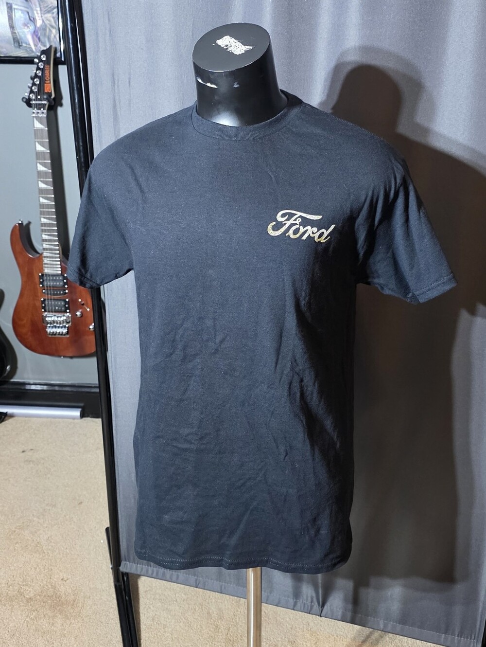 NWT Ford Red Truck Tee Medium